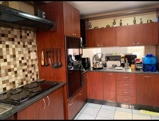 0 BEDROOM TOWNHOUSE FOR SALE IN VANDERBIJLPARK CE 3